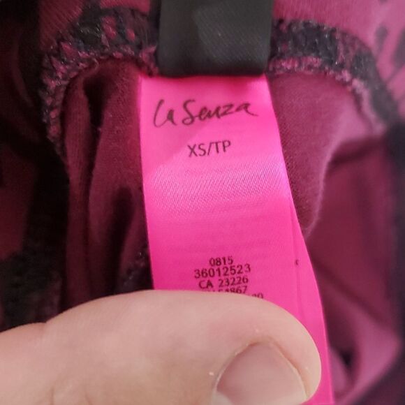 La Senza purple and black leopard print xs leggings - Picture 6 of 8